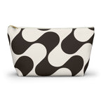 Brown cream wave makeup bag with T-bottom shape seen from the front