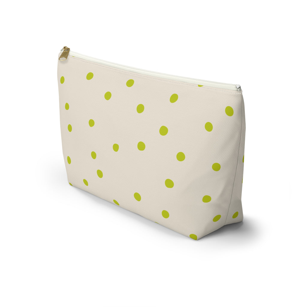 Polka dot makeup bag with T-shaped bottom seen from the side